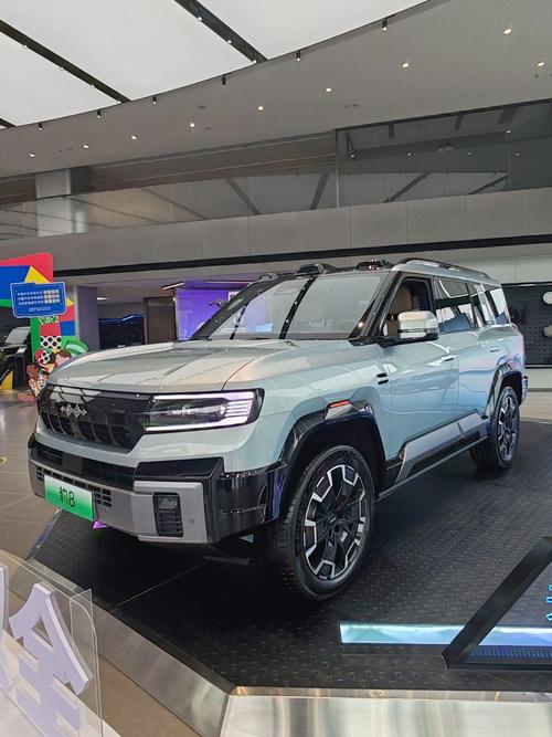 广州334比亚迪方程豹硬派越野的爆款，英菲尼迪35周年与你共成长